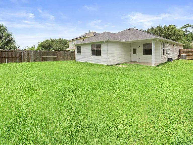 31719 Cattail Park Ct — Photo 22