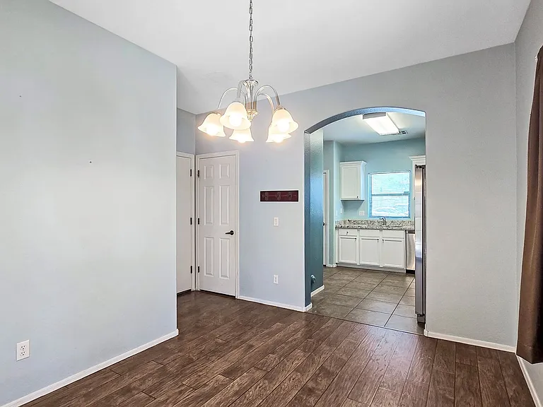 14743 N 177th Ave — Photo 15