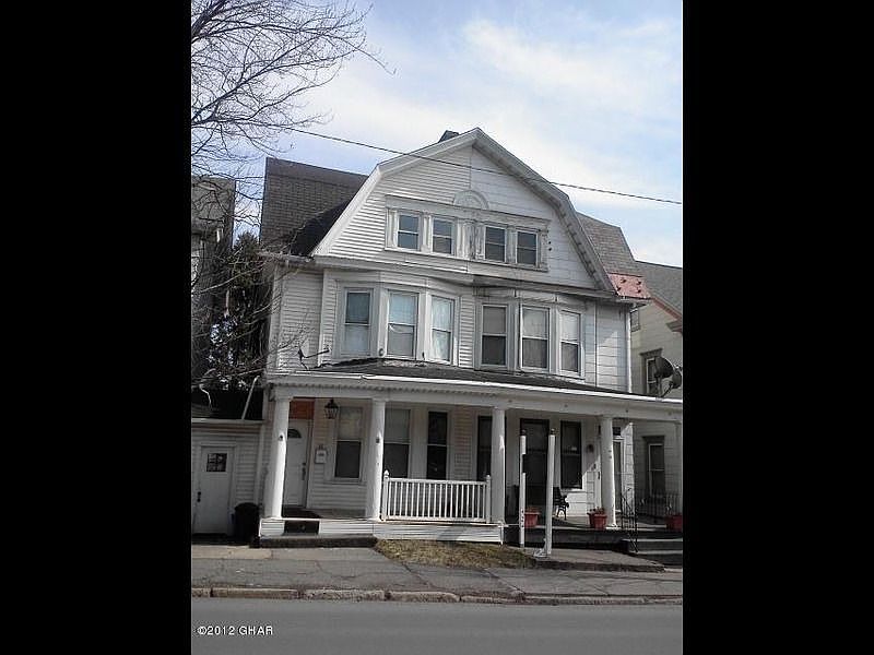 2nd image of 89 N Church St