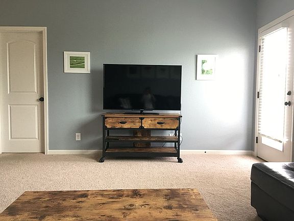 3rd image of 3048 Morallion Dr