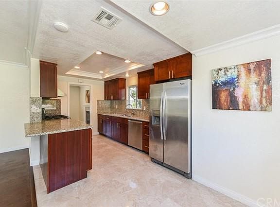 4th image of 1550 Orchard Hill Ln