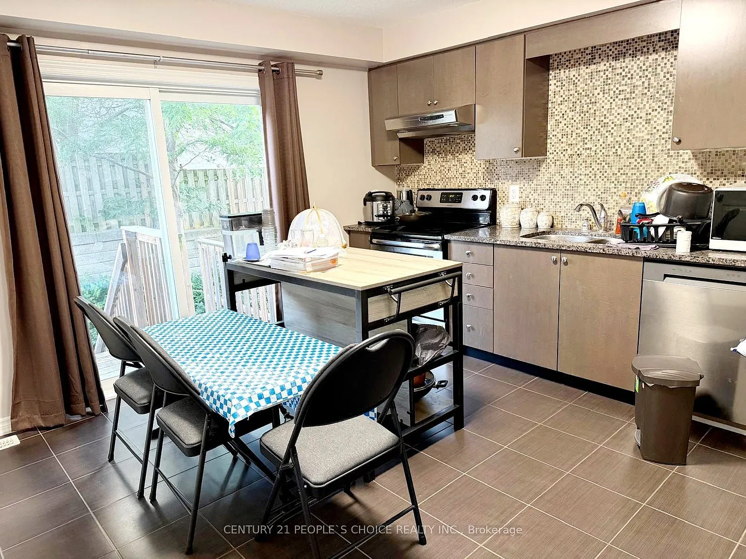 3 bed, $2,750 — Photo 4