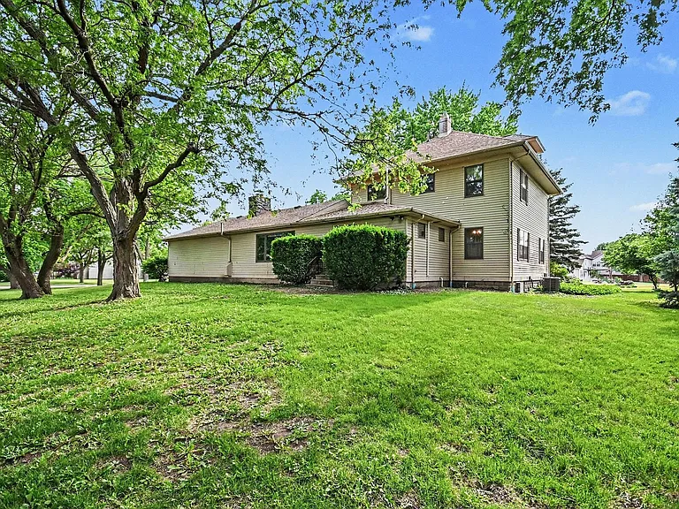12905 Cathy Ln — Photo 33
