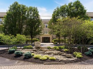 5735 Newbank Cir APT 104, Dublin, OH 43017