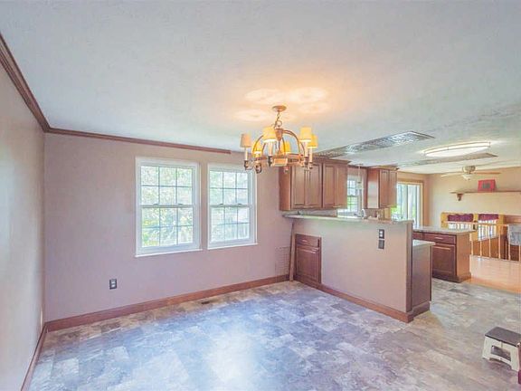5th image of 6292 Firestone Dr
