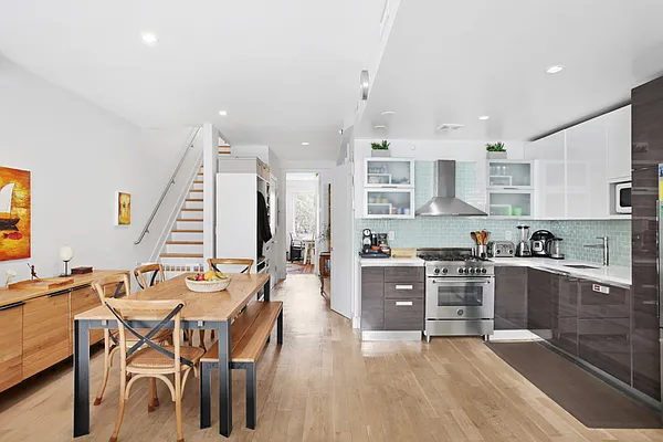 Rented by Compass | media 6