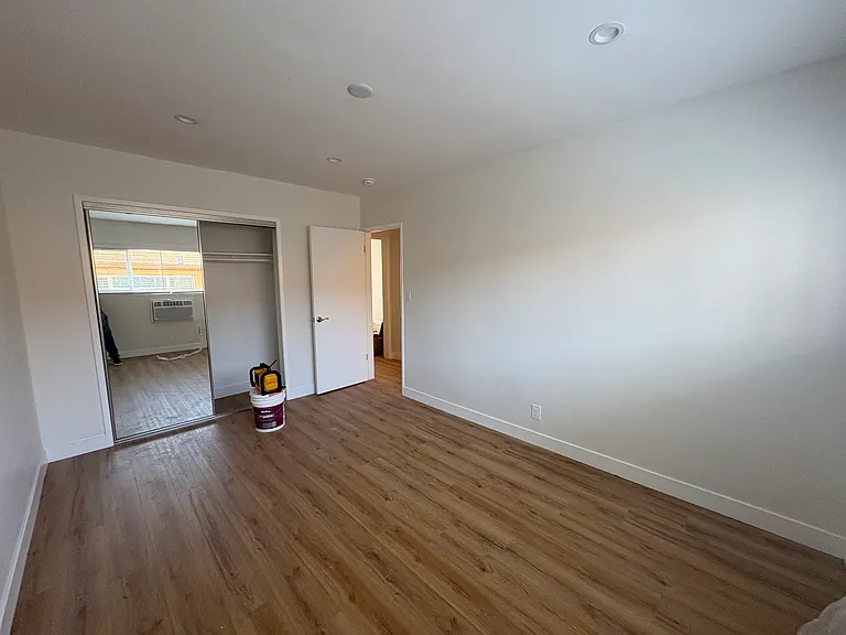 1115 N Flores St #8 — Photo 7