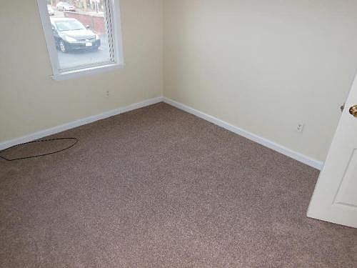 2nd image of 25 Essex St #2