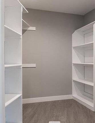 5th image of 11671 Erwin St #204