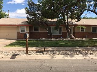 2305 Carver Dr, Roswell, NM 88203