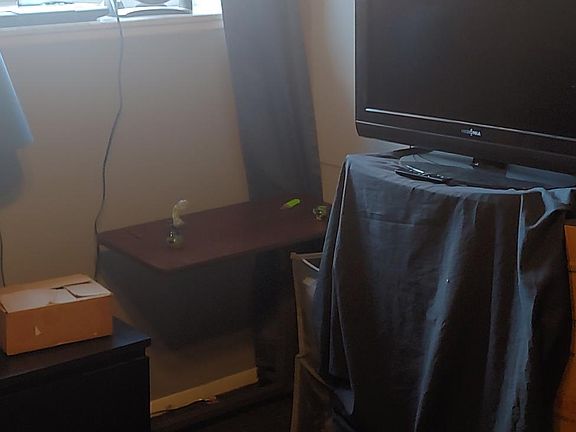 5th image of 2601 S 13th St Floor 1