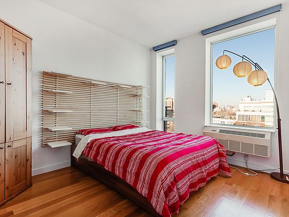 4th image of 1142 Bedford Ave #6F