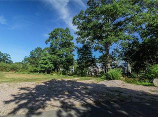 136 Potter Hill Rd, Westerly, RI 02891