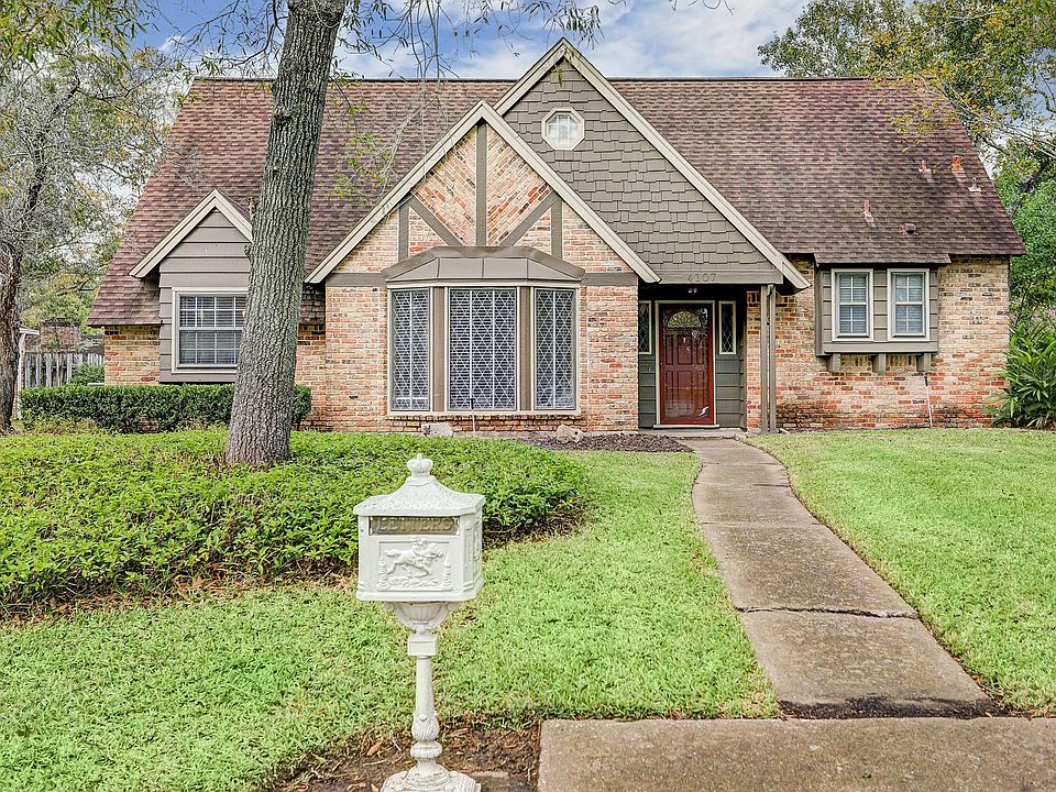 1st image of 4107 Elderwood Dr