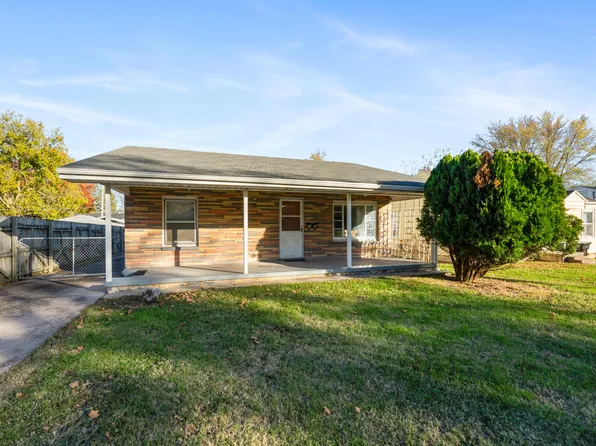 2234 N Delaware Avenue, Springfield, MO 65803
