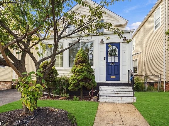 2nd image of 321 Boyden Ave