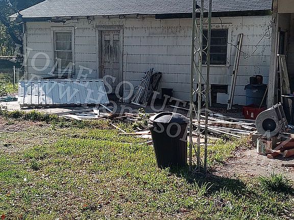 5th image of 151 Oak Dr