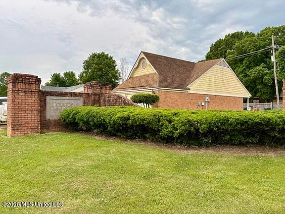 4th image of 107 Peach Tree Dr