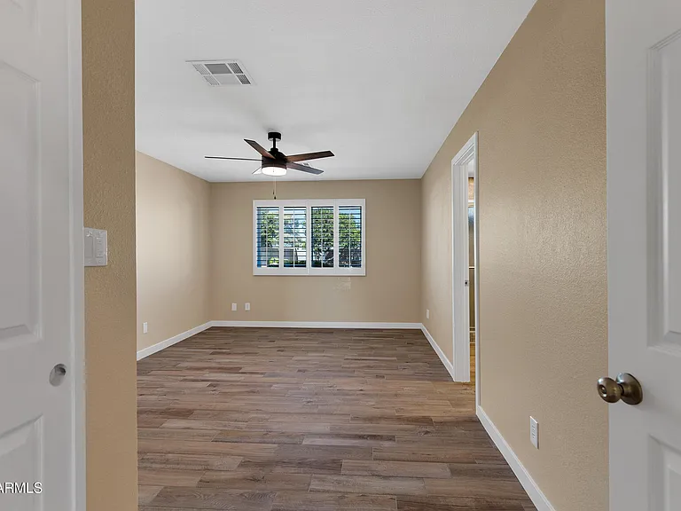 18408 N 46th Dr — Photo 27