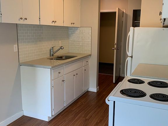 2nd image of 10635 123rd St NW #210