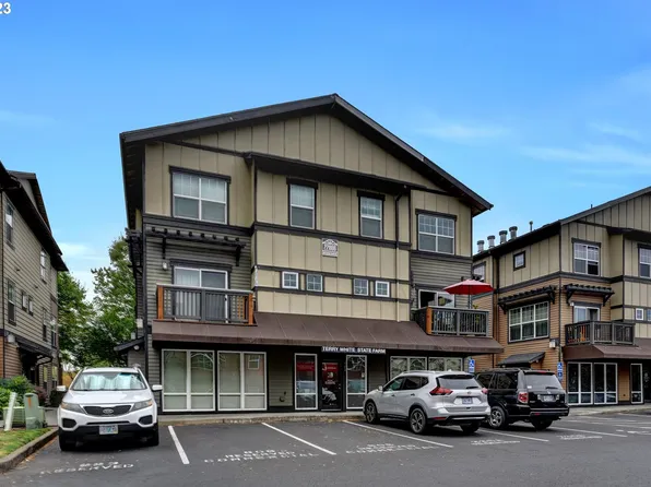 22806 SW Forest Creek Dr Unit 200, Sherwood, OR 97140