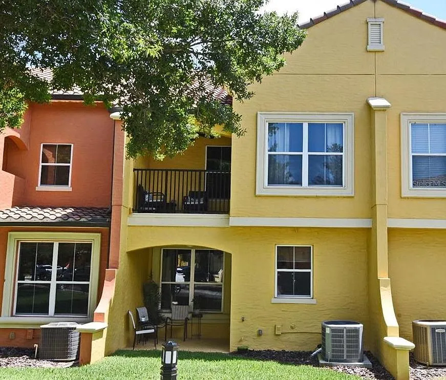 3 bed, 2.5 bath, 1656 sqft, $2,700 — Photo 3