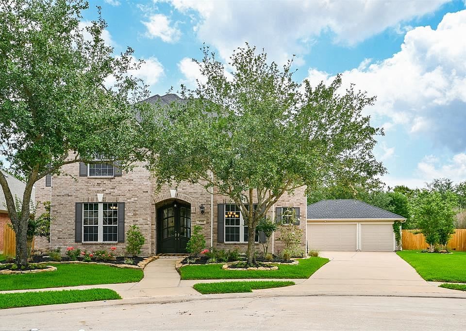 1st image of 9702 Aubrey Hills Ln