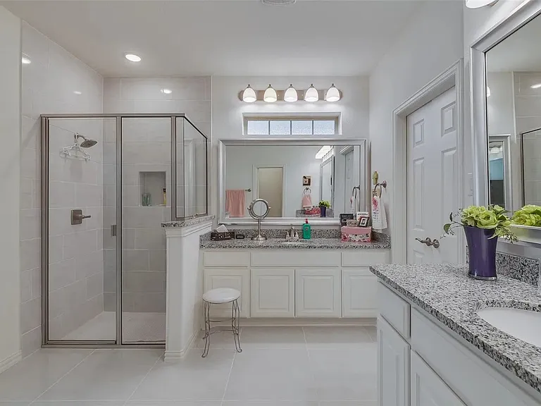 543 Logans Lndg — Photo 22