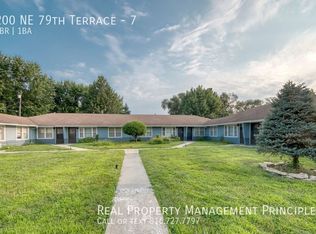 200 NE 79th Ter #7, Kansas City, MO 64118