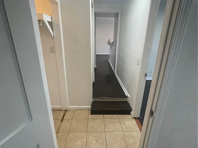 4605 Arlington Ave #1/2 — Photo 17
