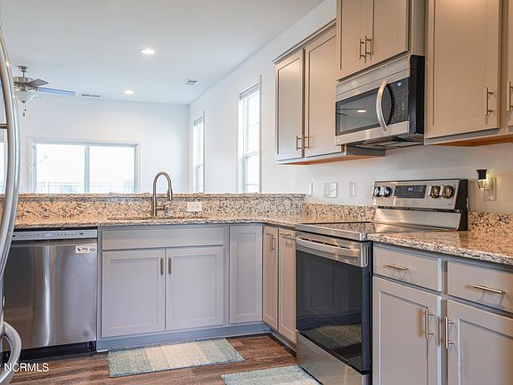 5th image of 175 Old Murdoch Road #505