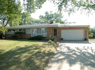 5905 Ruth Dr, Edina, MN 55424