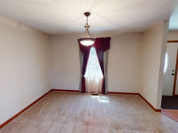 5th image of 11887 Sandbrooke Dr