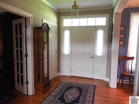 2nd image of 315 Pinebrook Dr
