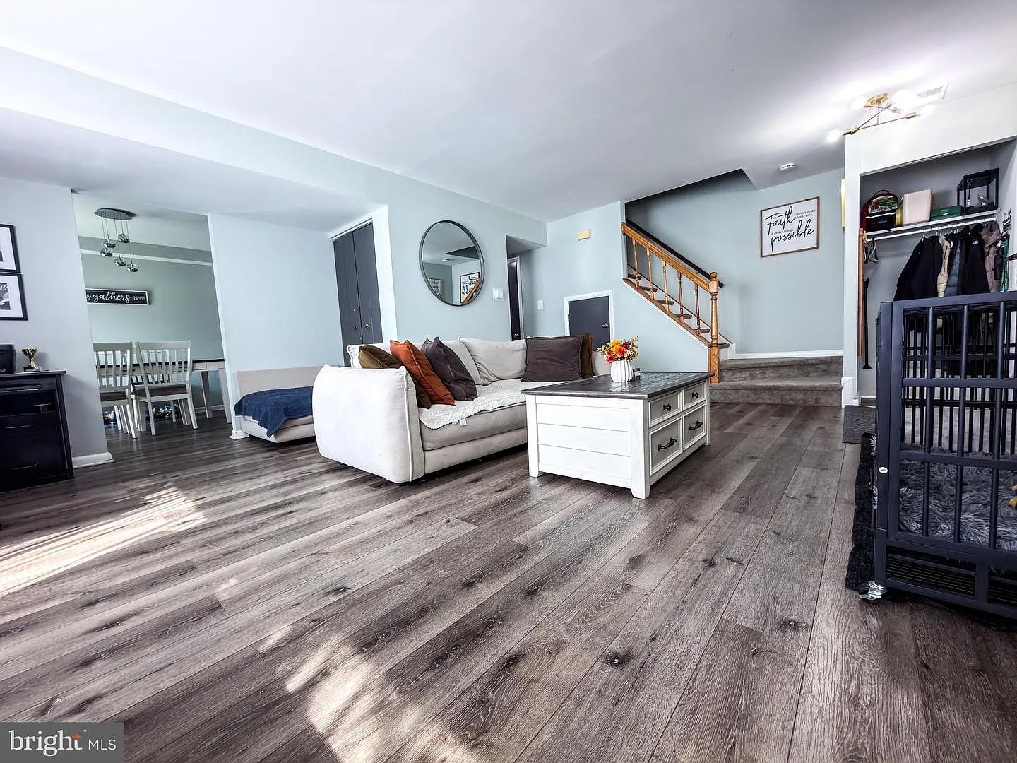 4 bed, 1464 sqft, $2,590 — Photo 3