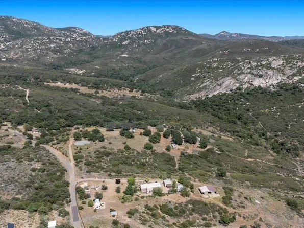 12220 Rebel Wind Rd, Descanso, CA 91916