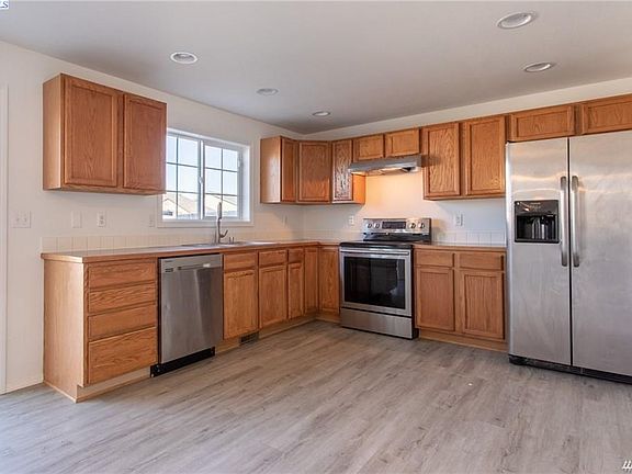 2nd image of 980 S 10th Ave