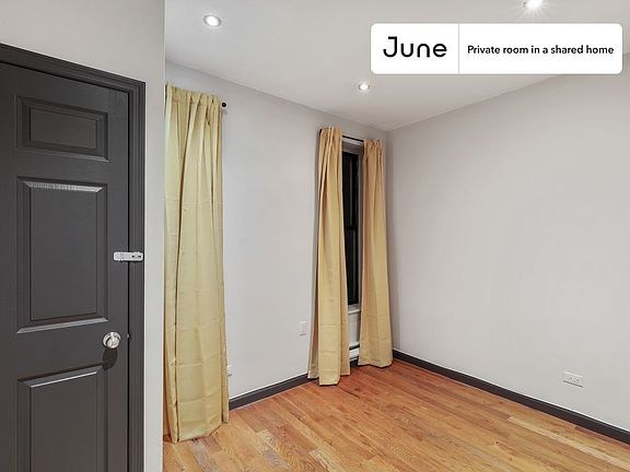 4th image of 211 W 109th St #6D-C