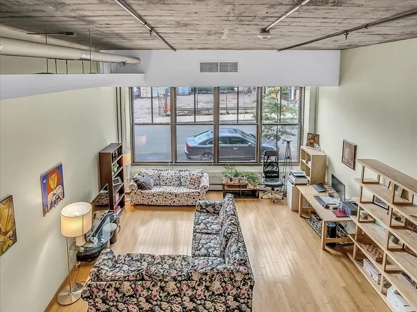 156 Porter St APT 102, East Boston, MA 02128