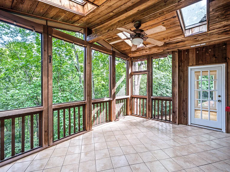 5525A Hampstead Way — Photo 66