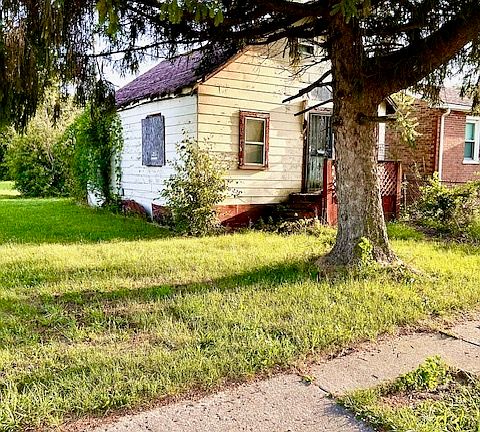 3rd image of 3803 W 139th St
