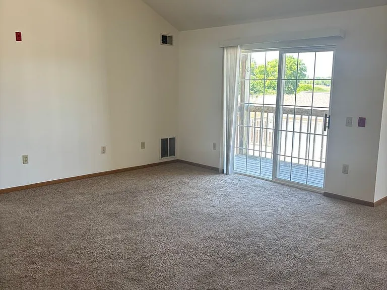 W1083 Lewis Ln — Photo 36