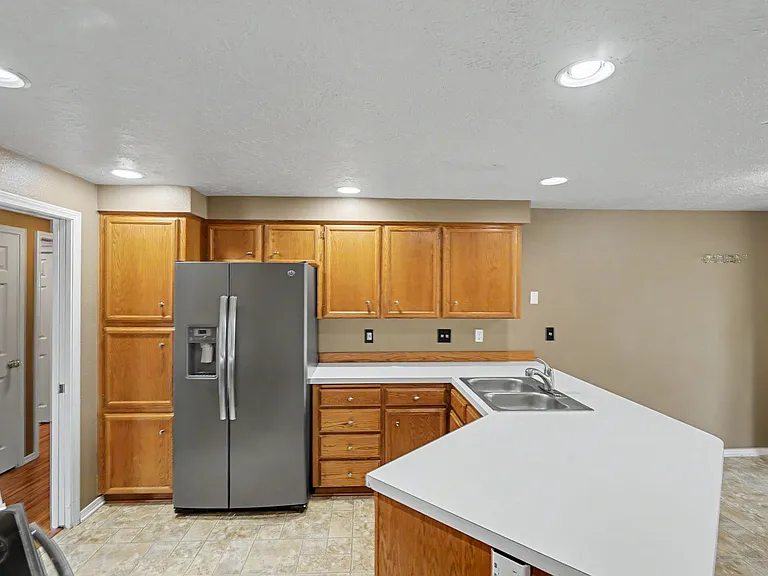 1075 Mildred Ln SE — Photo 22