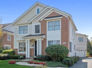 2183 Cottonwood Dr, Glenview, IL 60026