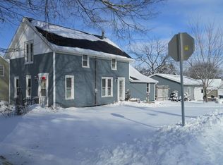 403 Washington St, Hudson, IA 50643