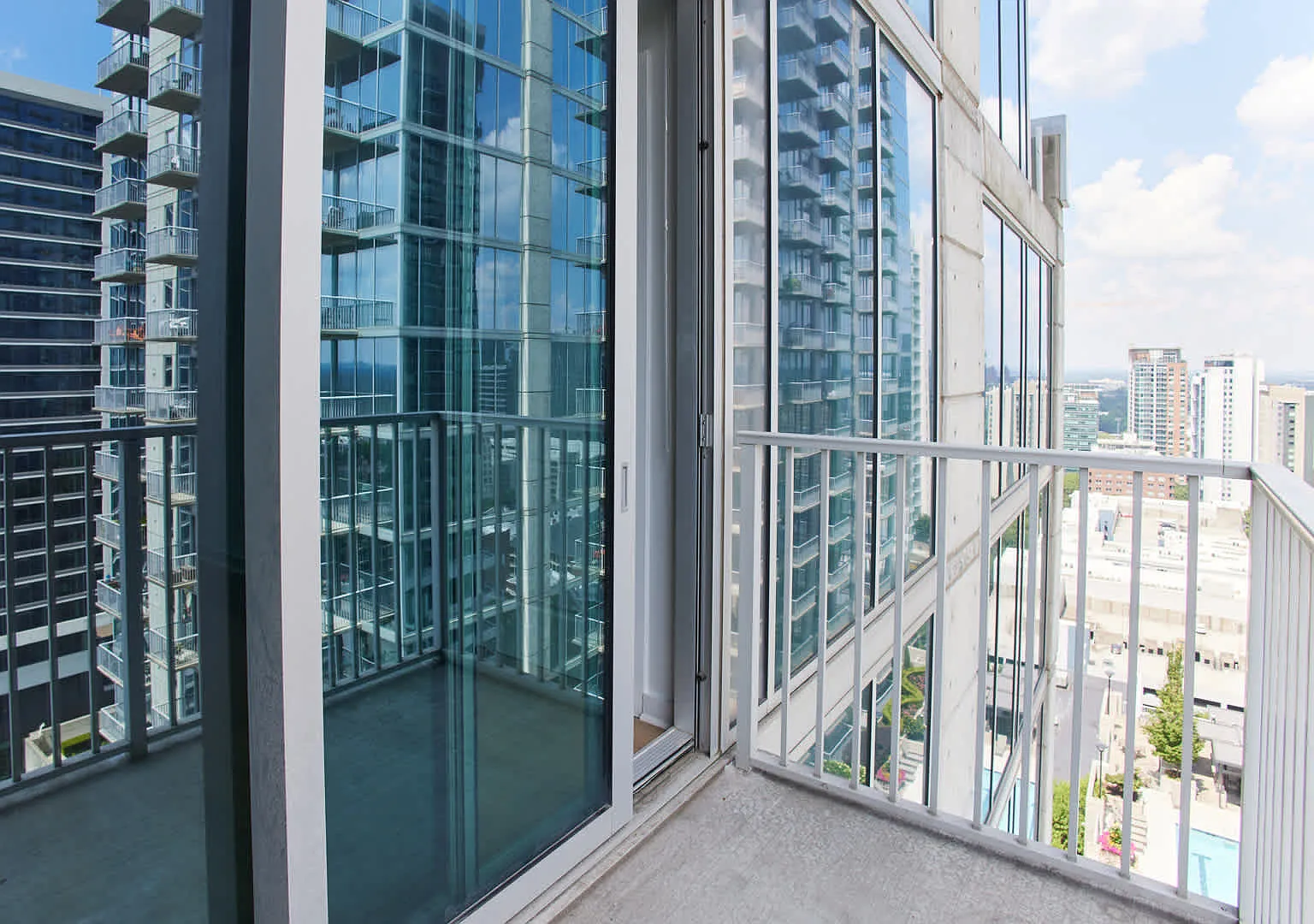 Skyhouse South — Photo 1