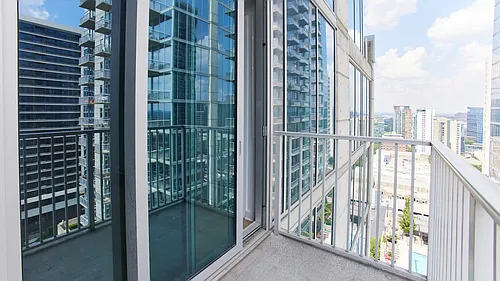 Skyhouse South Photo 1