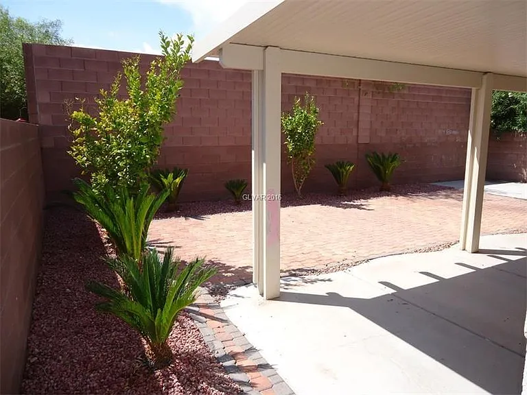 2307 Summer Home St — Photo 30
