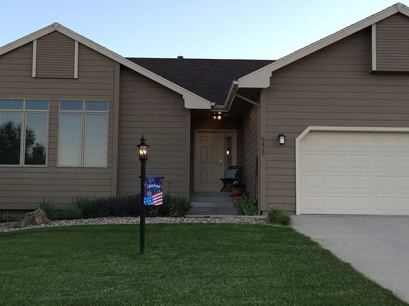 5423 Barberry Ct, Rapid City, SD 57702