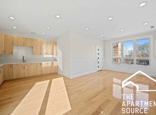 2811 W Jackson Blvd #3, Chicago, IL 60612